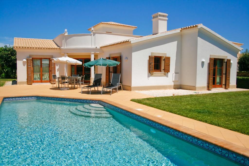 Almaverde Village & Spa Resort Burgau Room photo